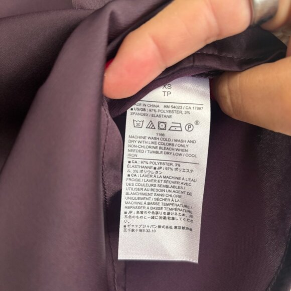 Banana Republic Classic Fit Silk Shirts - Picture 3 of 8